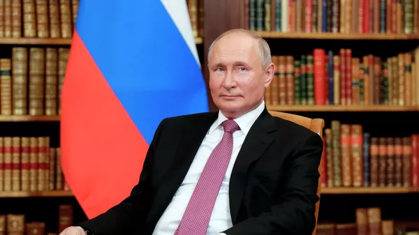 El presidente de Rusia, Vladímir Putin, en la cumbre con Joe Biden - Sputnik Mundo
