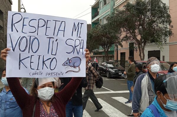 Movilización en defensa de la democracia - Sputnik Mundo