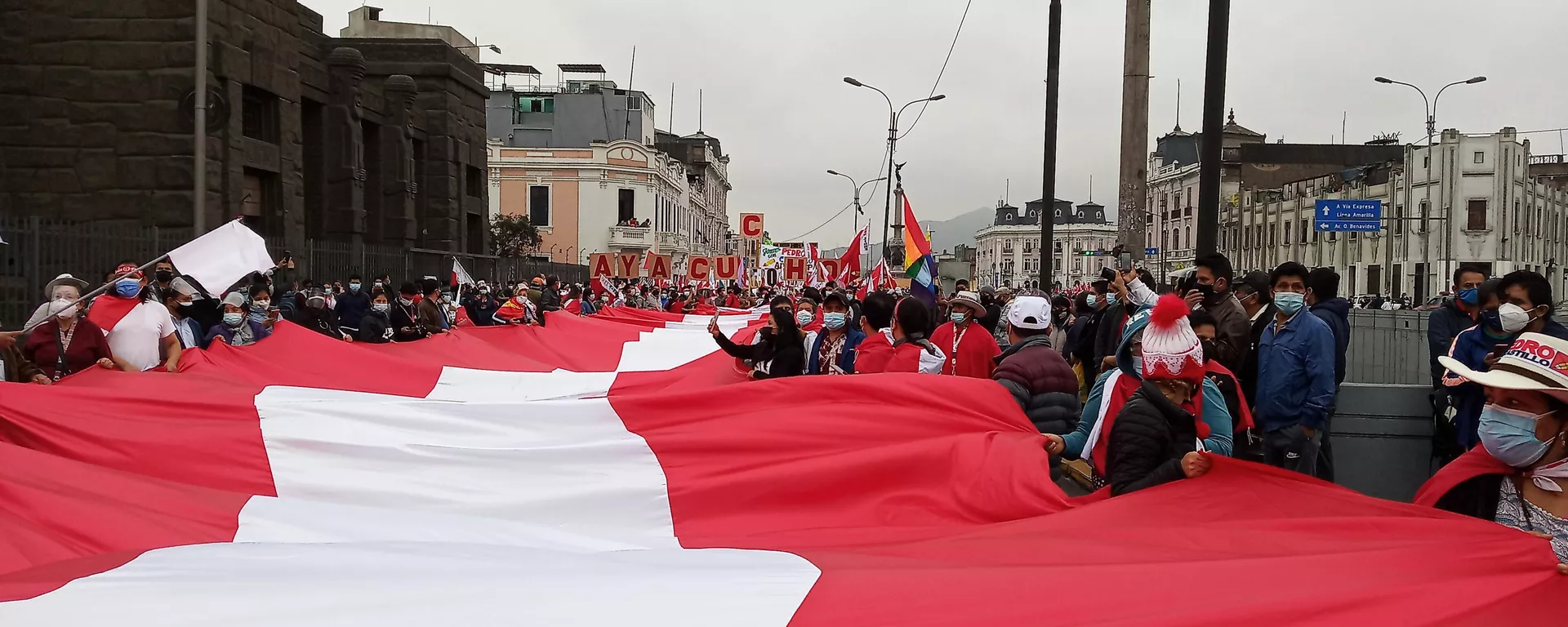 Movilización en defensa de la democracia y la victoria de Pedro Castillo Movilización en defensa de la democracia y la victoria de Pedro Castillo - Sputnik Mundo, 1920, 07.07.2021