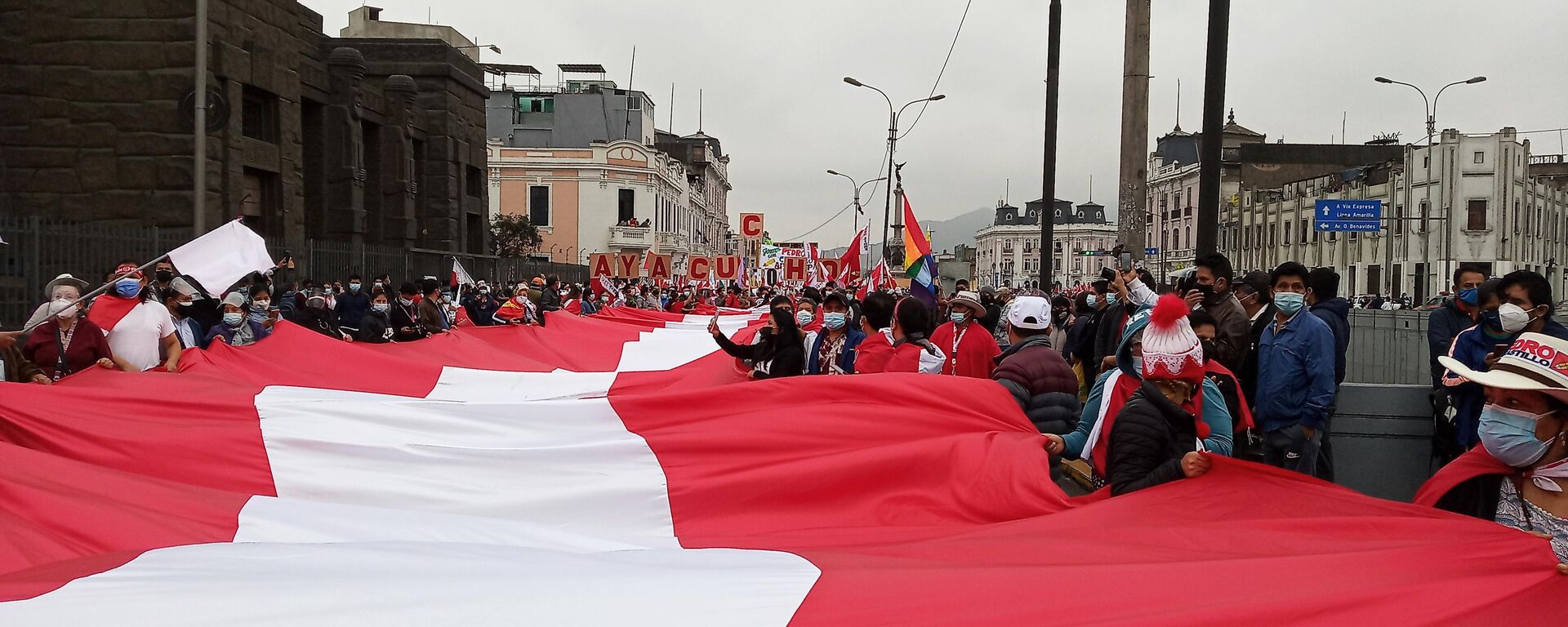 Movilización en defensa de la democracia y la victoria de Pedro Castillo - Sputnik Mundo, 1920, 08.02.2022