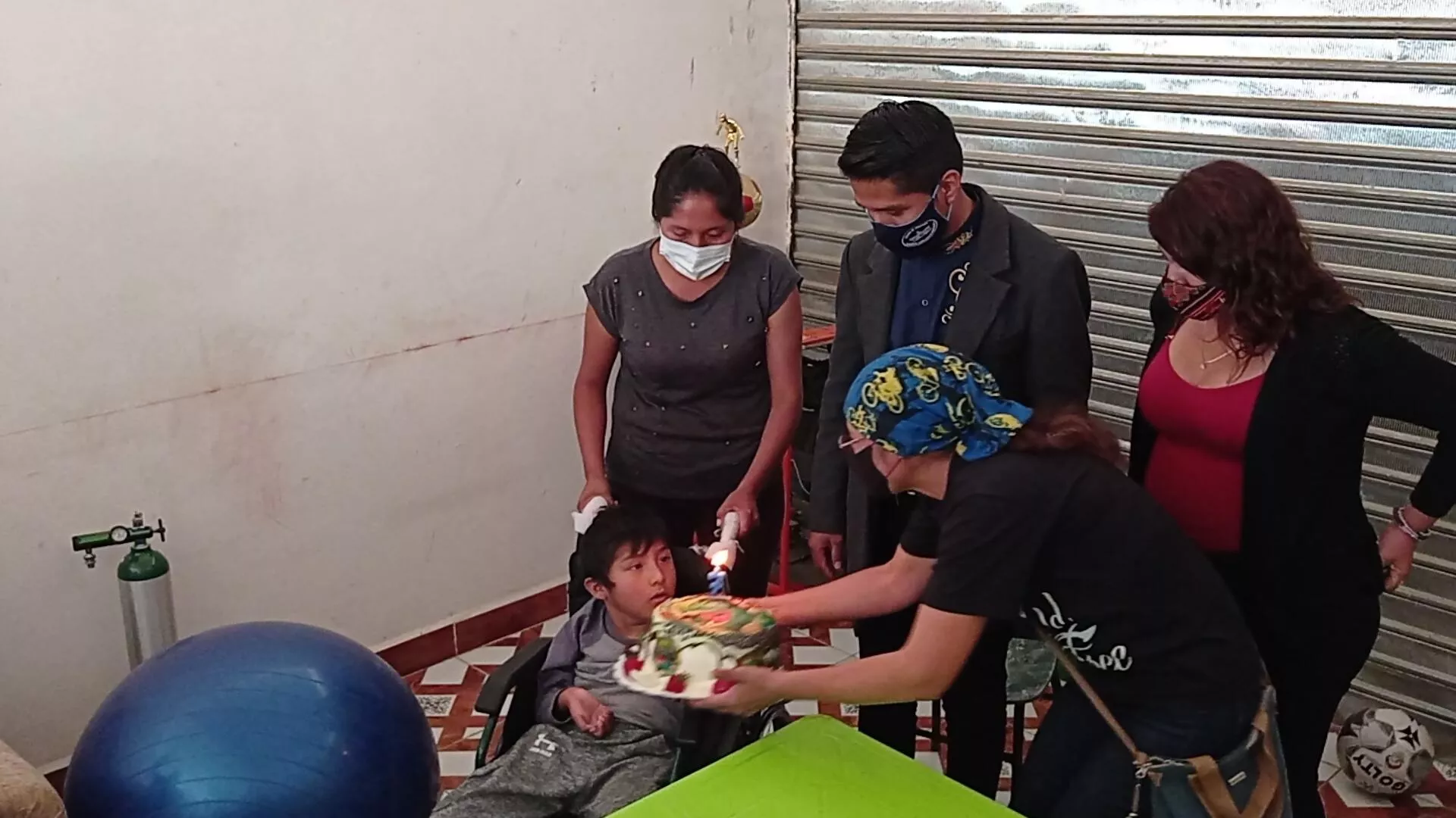 El senador boliviano Andrónico Rodríguez visita a Katerin y Sebastián, acompañado de la diputada Pamela Terrazas El senador boliviano Andrónico Rodríguez visita a Katerin y Sebastián, acompañado de la diputada Pamela Terrazas - Sputnik Mundo, 1920, 23.06.2021