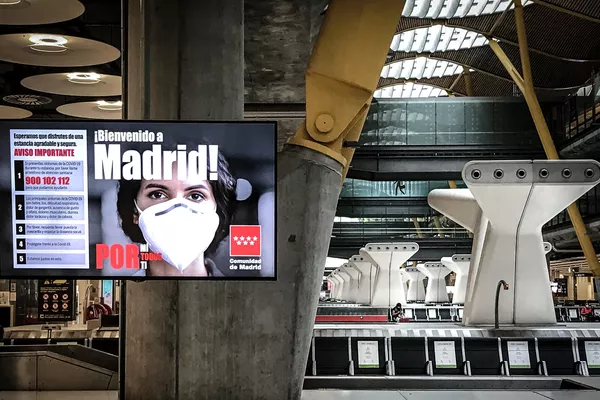 Imagen del aeropuerto de Madrid en agosto de 2020 - Sputnik Mundo