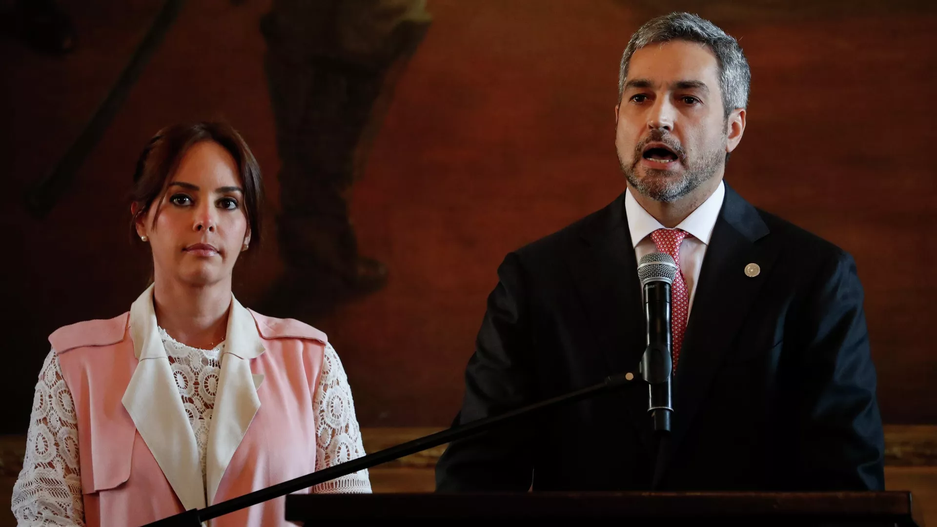 Mario Abdo Benitez, presidente de Paraguay, y Silvana  Abdo, primera dama (archivo)