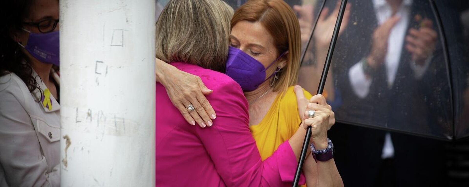 Los condenados por el 'procés' salen de prisión en aplicación de los indultos Los condenados por el 'procés' salen de prisión en aplicación de los indultos - Sputnik Mundo, 1920, 25.06.2021