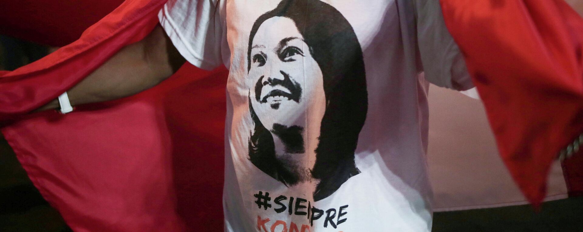 Partidaria de la candidata a la presidencia de Perú, Keiko Fujimori - Sputnik Mundo, 1920, 29.06.2021