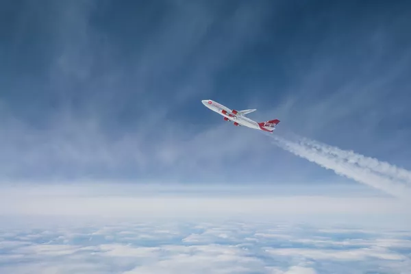 Boeing 747 de Virgin Orbit realiza una maniobra de lanzamiento Boeing 747 de Virgin Orbit realiza una maniobra de lanzamiento - Sputnik Mundo
