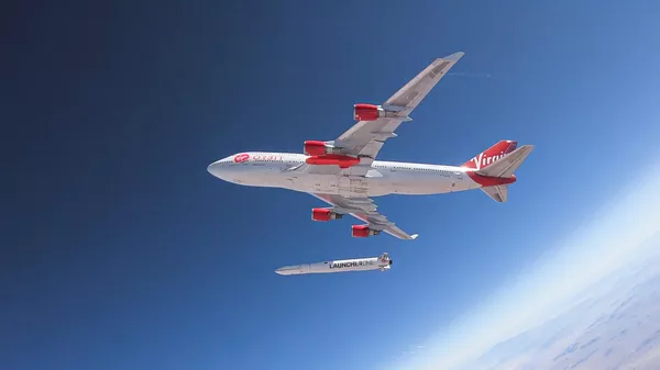Boeing 747 de Virgin Orbit realiza una maniobra de lanzamiento - Sputnik Mundo