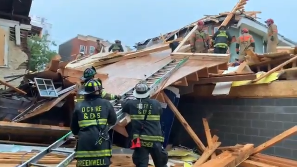 Colapso de edificio en construcción en Washington - Sputnik Mundo