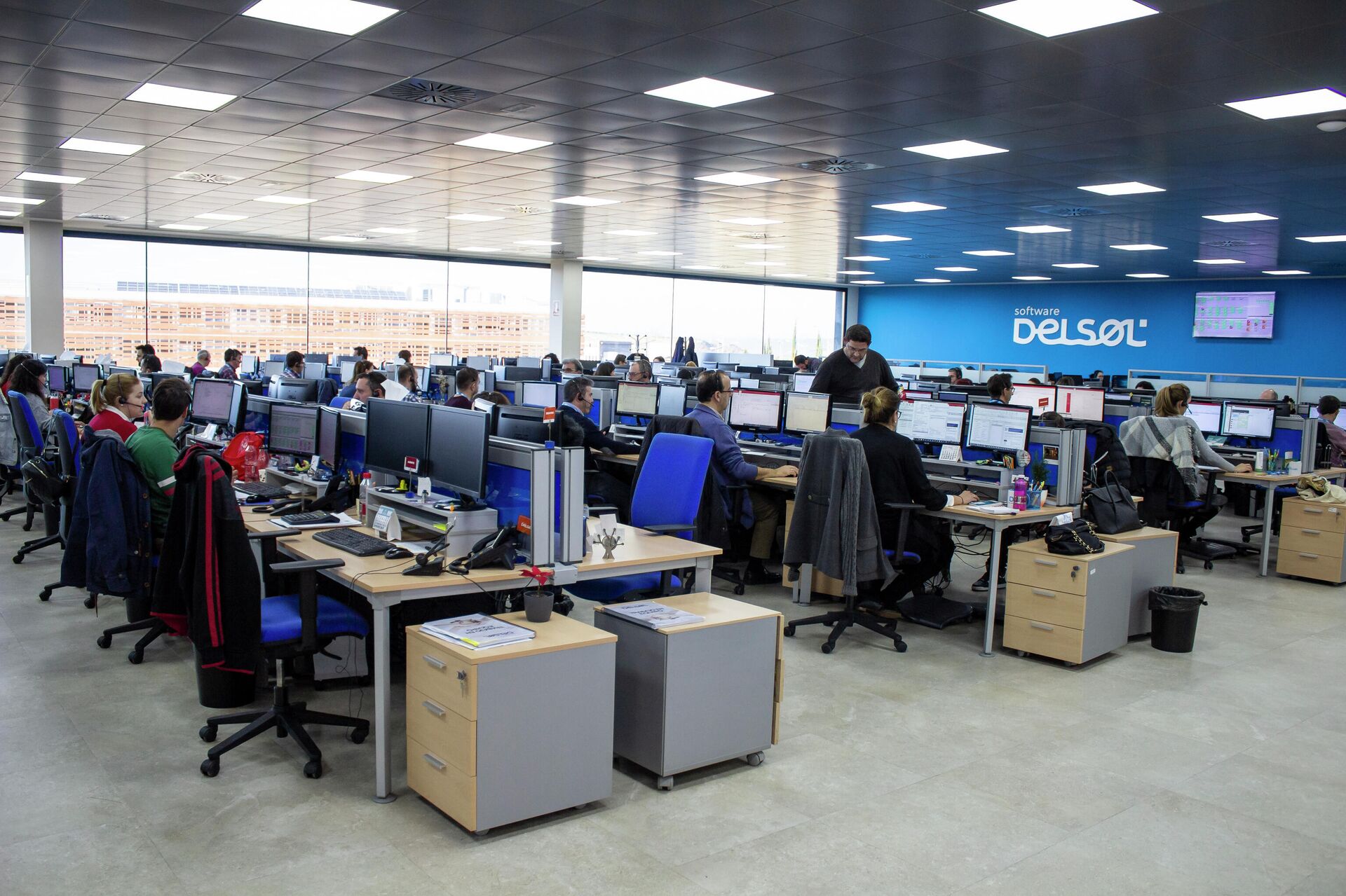 DelSol (Jaén), pioneros en instaurar la semana de 4 días de trabajo DelSol (Jaén), pioneros en instaurar la semana de 4 días de trabajo - Sputnik Mundo, 1920, 02.07.2021