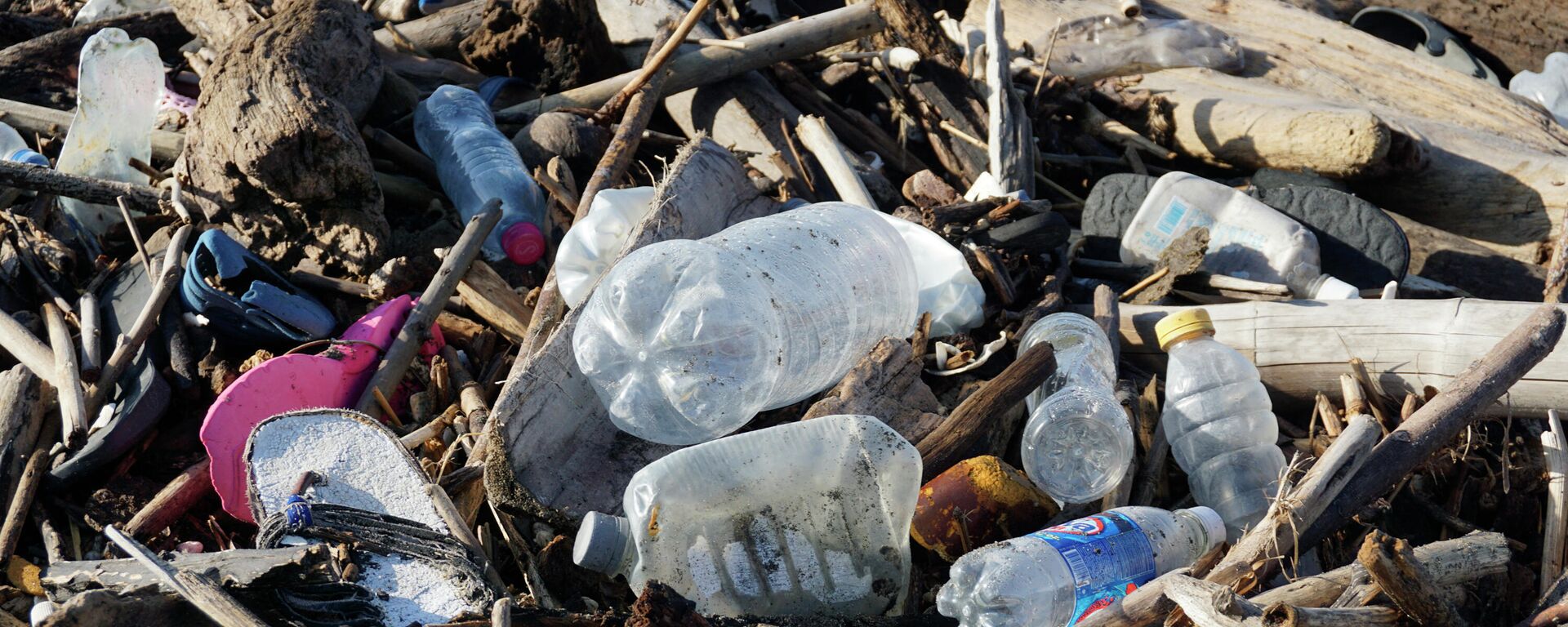 Basura en una playa de Guatemala - Sputnik Mundo, 1920, 02.07.2021