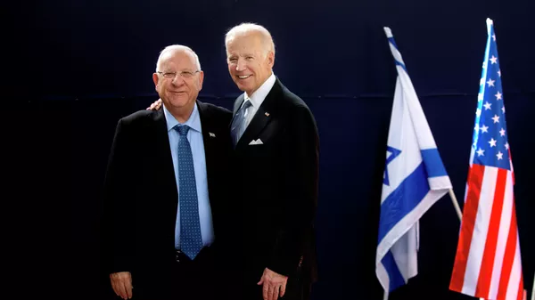 Reuven Rivlin, presidente de Israel, y Joe Biden, actual presidente de EEUU, en 2016 - Sputnik Mundo