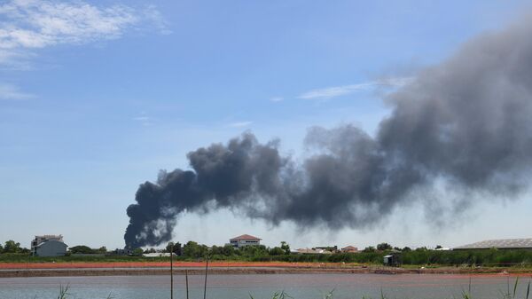 Explosión en una planta química cerca de Bangkok - Sputnik Mundo