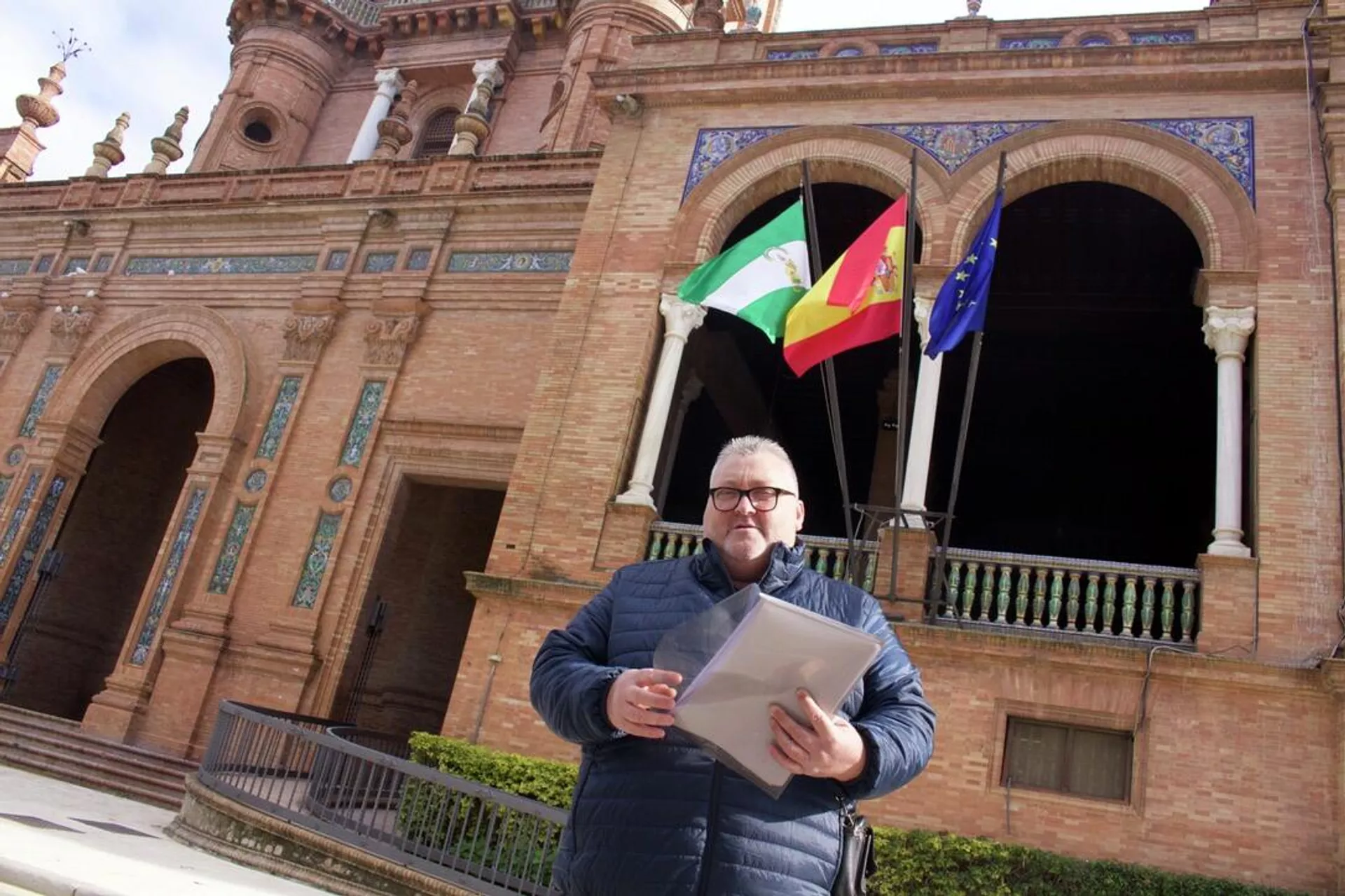 Rafael Romero lleva años batallando ante la justicia para que se reconozcan sus derechos Rafael Romero lleva años batallando ante la justicia para que se reconozcan sus derechos - Sputnik Mundo, 1920, 05.07.2021