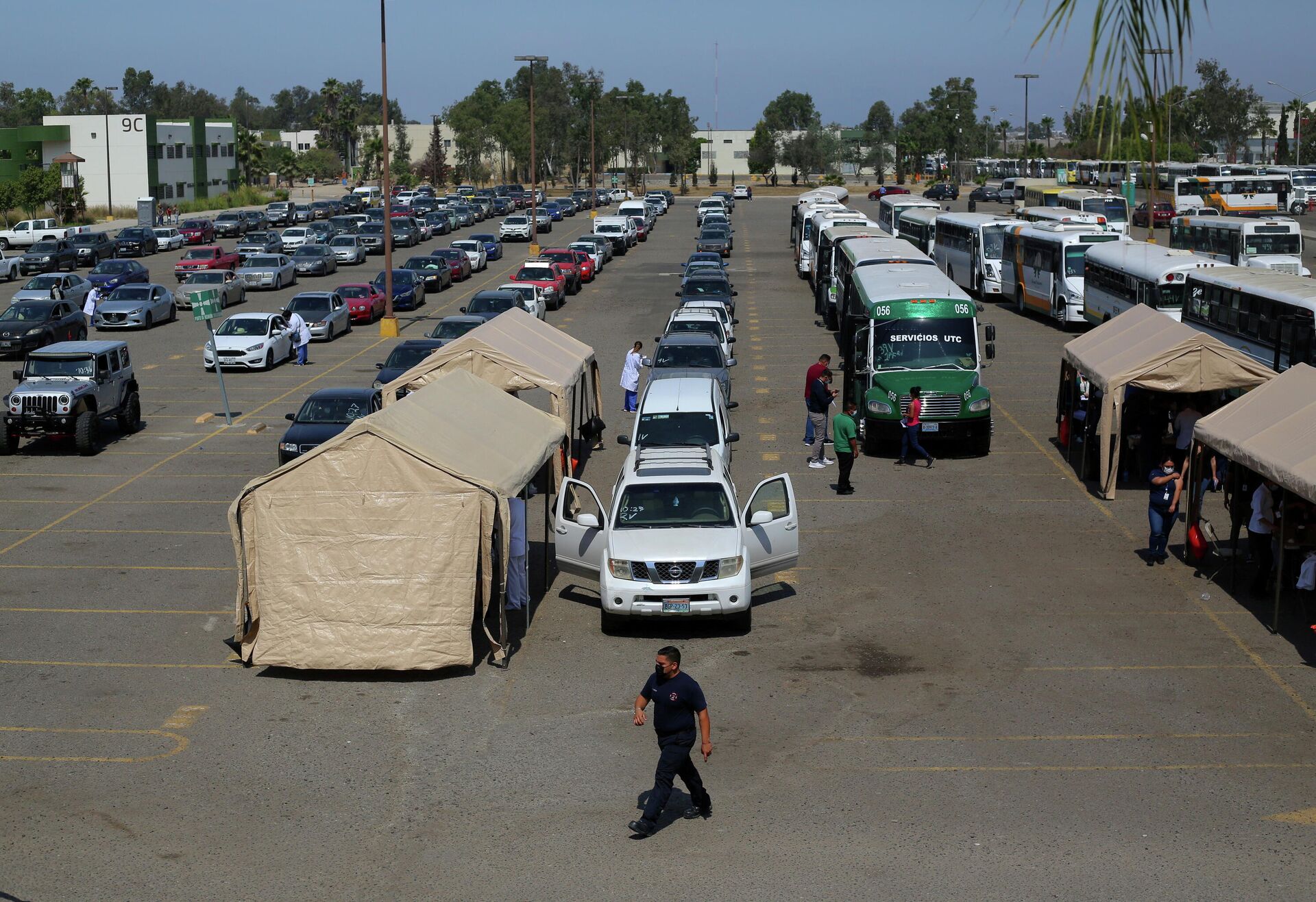 Vacunación contra el coronavirus en la frontera México-EEUU - Sputnik Mundo, 1920, 08.07.2021