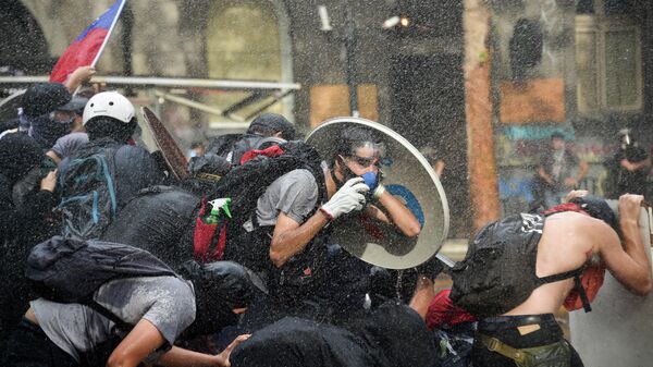 Protestas en Santiago, Chile  - Sputnik Mundo