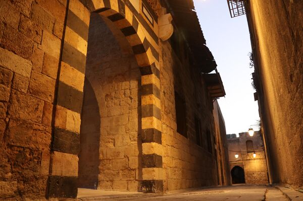 La barriada de la Ciudad Vieja y el mercado de Alepo - Sputnik Mundo