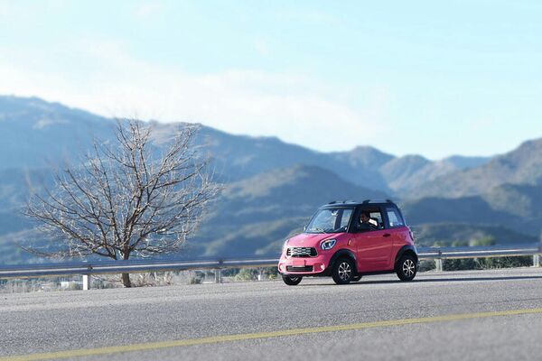 Tito, el auto argentino - Sputnik Mundo