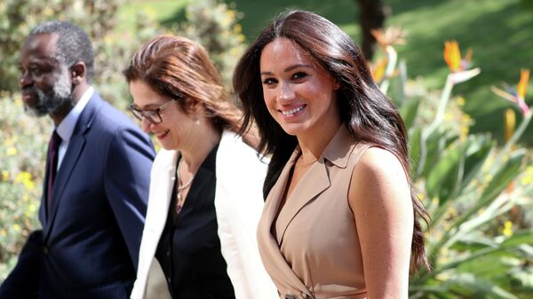 Meghan Markle, exactriz y esposa del príncipe Harry - Sputnik Mundo