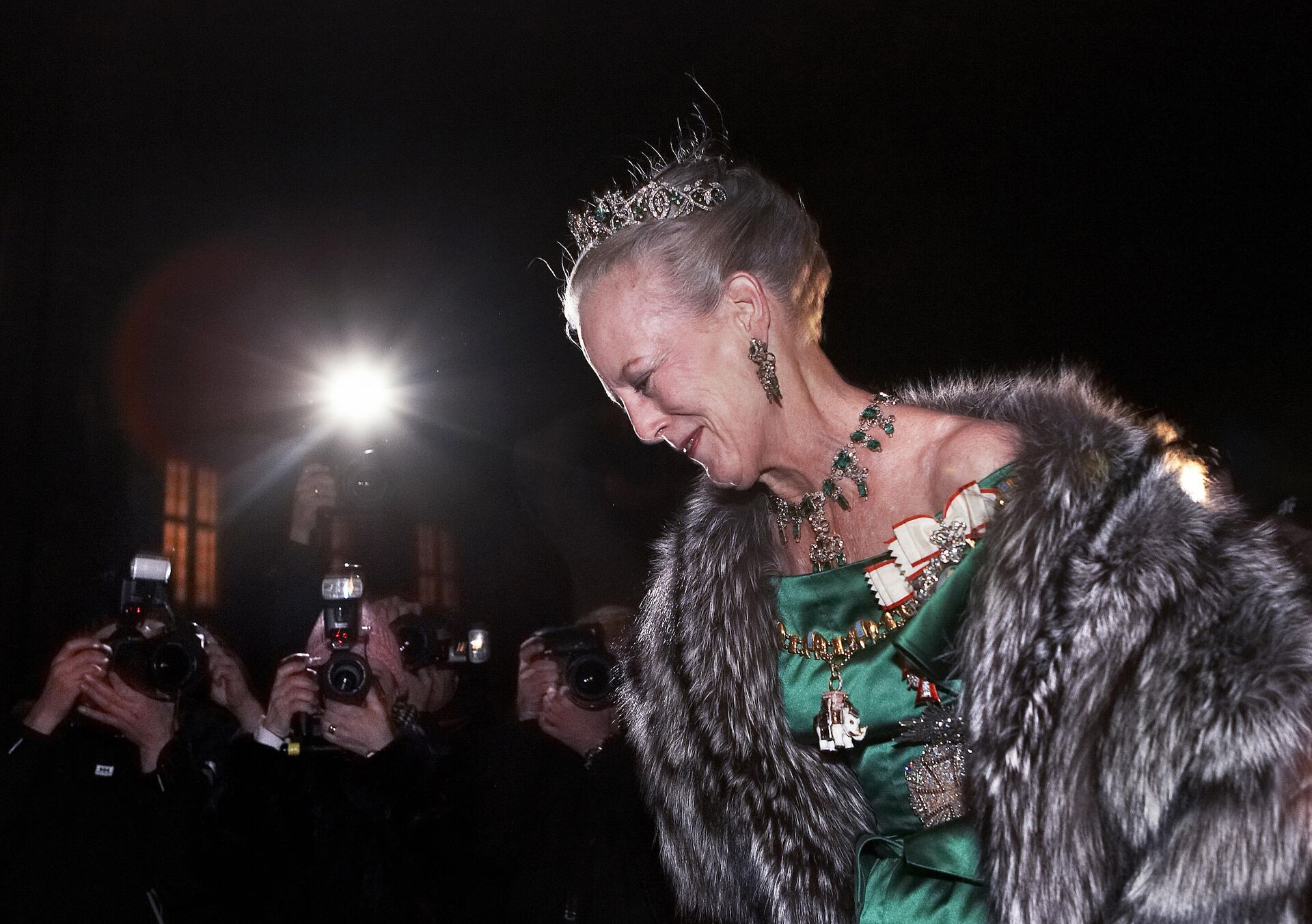 Margarita II, reina de Dinamarca, llega a la ceremonia de celebración de Año Nuevo el 1 de enero de 2007 - Sputnik Mundo, 1920, 13.07.2021