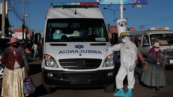 Una ambulancia en Bolivia - Sputnik Mundo