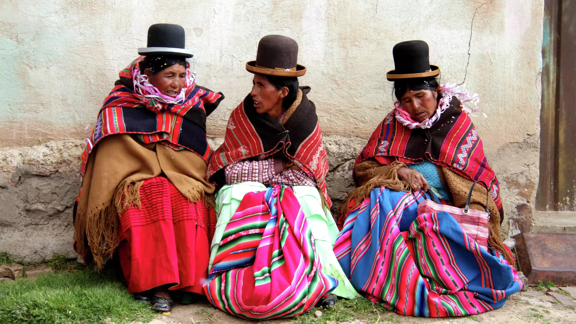 Cholas bolivianas Cholas bolivianas - Sputnik Mundo, 1920, 13.07.2021