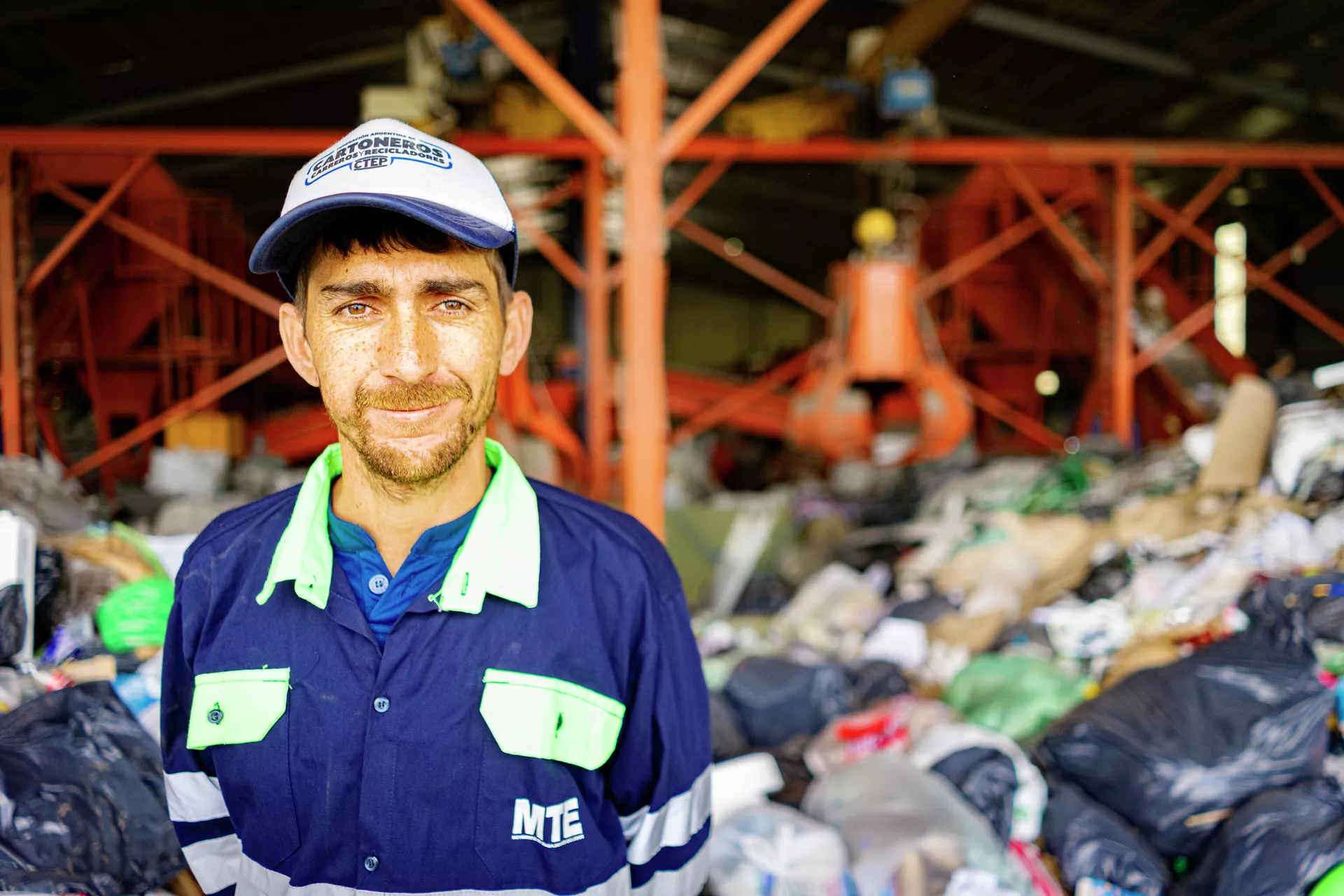 Jonathan Castillo, presidente de la cooperativa Recicladores Unidos de Avellaneda Jonathan Castillo, presidente de la cooperativa Recicladores Unidos de Avellaneda - Sputnik Mundo, 1920, 14.07.2021