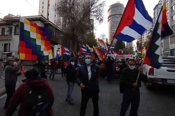 Manifestación en Bolivia en apoyo del Gobierno cubano - Sputnik Mundo