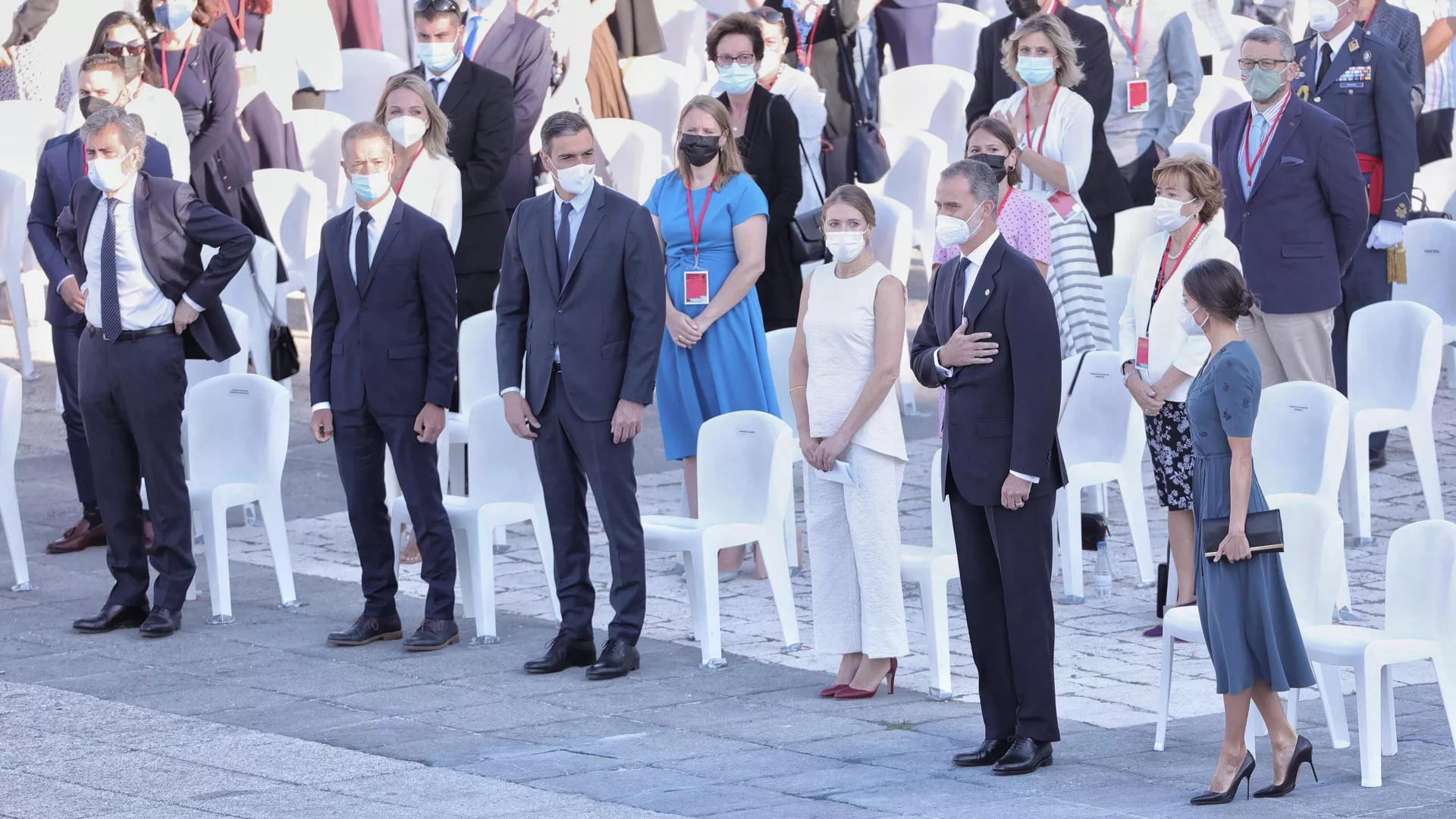 Acto de homenaje a las víctimas del COVID-19 en el Palacio Real Acto de homenaje a las víctimas del COVID-19 en el Palacio Real - Sputnik Mundo, 1920, 15.07.2021