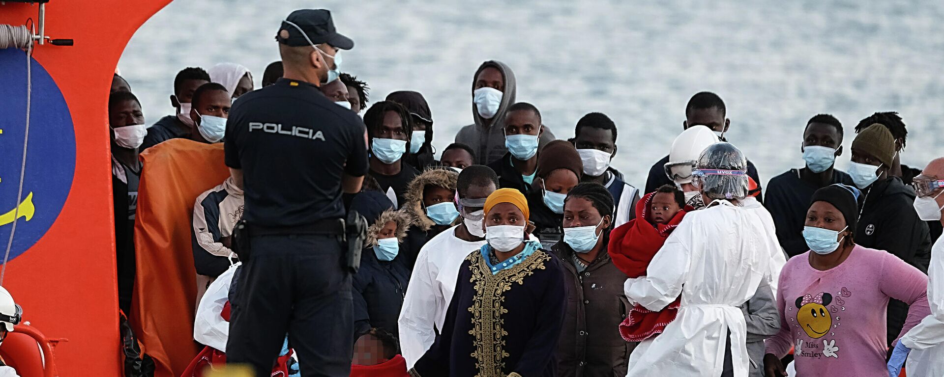 Migrantes en las Islas Canarias - Sputnik Mundo, 1920, 16.07.2021