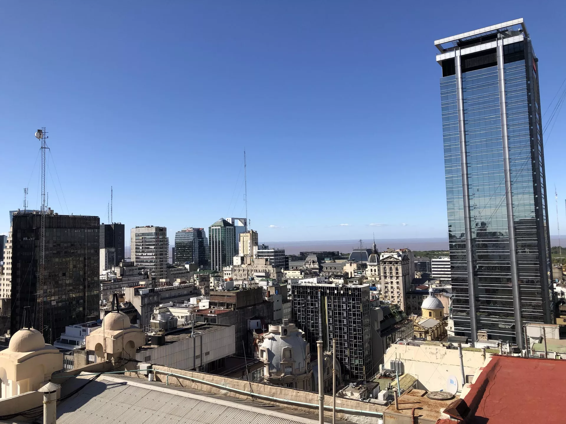 En el casco histórico, se concentran los edificios públicos y corporativos de 'la city' porteña En el casco histórico, se concentran los edificios públicos y corporativos de 'la city' porteña - Sputnik Mundo, 1920, 16.07.2021