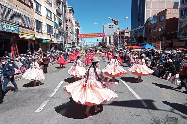 Día de La Paz y de la Virgen del Carmen en El Alto - Sputnik Mundo