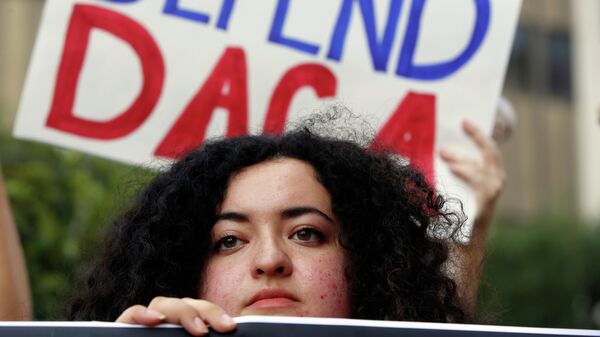 Manifestación a favor del programa Acción Diferida para los Llegados en la Infancia o DACA (archivo) - Sputnik Mundo