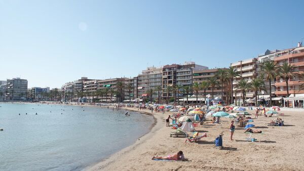 Playa del Cura en Torrevieja (Alicante) - Sputnik Mundo