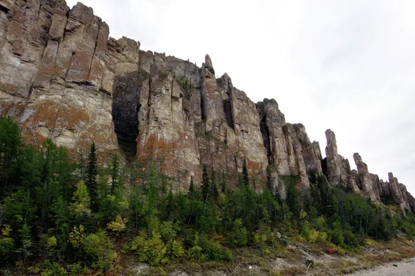 El Parque Nacional de los Pilares del Lena El Parque Nacional de los Pilares del Lena - Sputnik Mundo