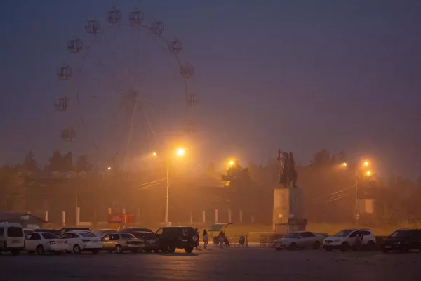 Humo por incendios forestales en Yakutia, Siberia Humo por incendios forestales en Yakutia, Siberia - Sputnik Mundo