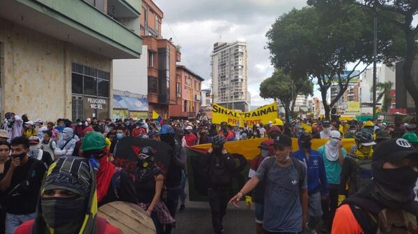 Manifestación en Bucaramanga, Colombia - Sputnik Mundo