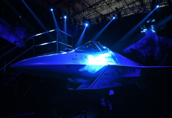 El primer vuelo del novedoso caza Checkmate está programado para el año 2023. - Sputnik Mundo