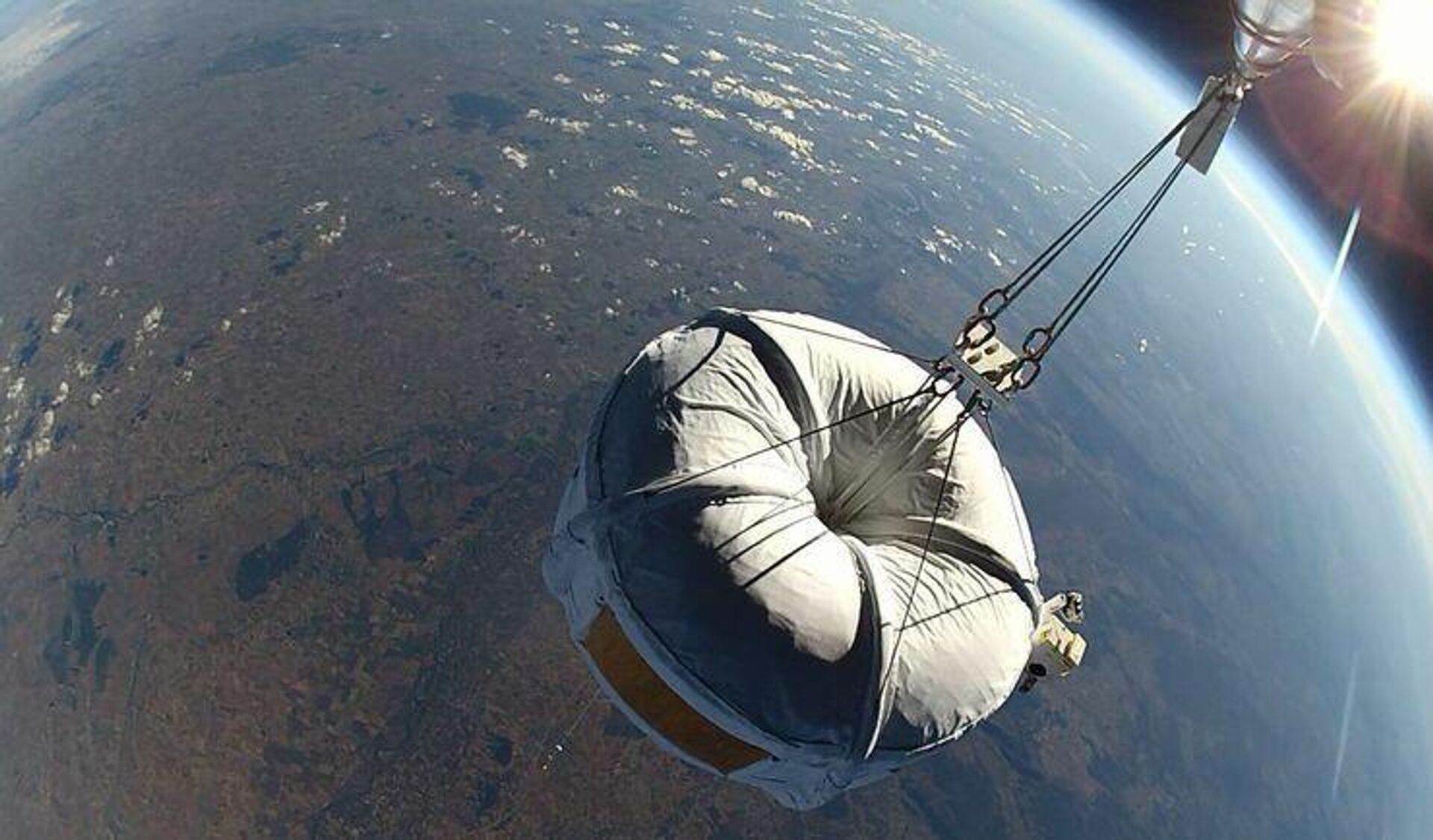 Globo de helio de la empresa española Zero 2 Infinity, que transporta carga no tripulada al espacio - Sputnik Mundo, 1920, 21.07.2021