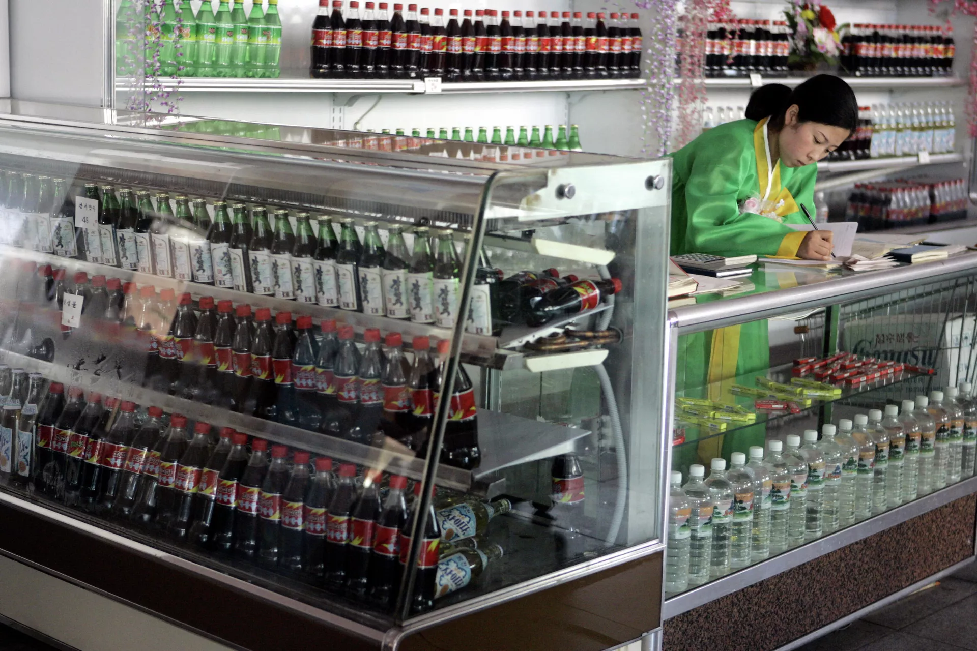 Una tienda en Pyongyang - Sputnik Mundo, 1920, 22.07.2021