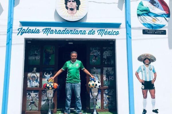 Marcelo Buchet, fundador de la Iglesia Maradoniana de México - Sputnik Mundo