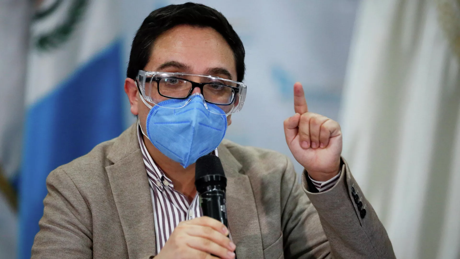  El fiscal Juan Francisco Sandoval, destituido como jefe de la Fiscalía Especial Contra la Impunidad (FECI), durante una rueda de prensa, Ciudad de Guatemala, Guatemala, el 23 de julio de 2021