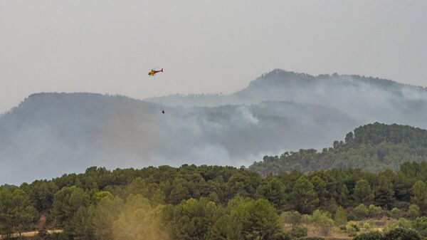 Incendio en Tarragona, España - Sputnik Mundo