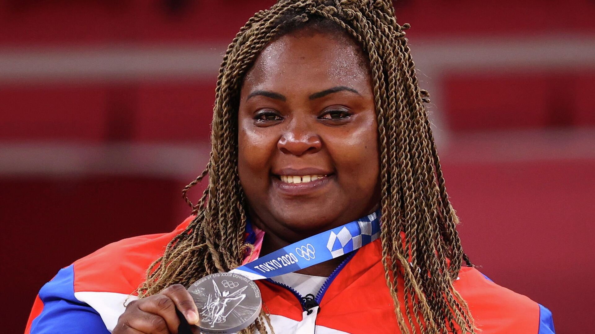 Idalys Ortiz, judoca cubana, posa con su medalla de plata - Sputnik Mundo, 1920, 30.07.2021
