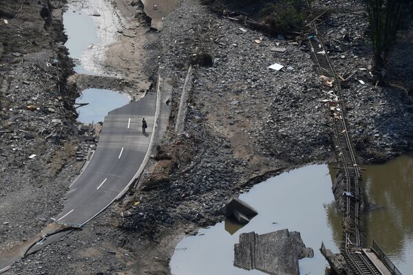 Las consecuencias de las fuertes lluvias e inundaciones en la región alemana de Ahr. - Sputnik Mundo