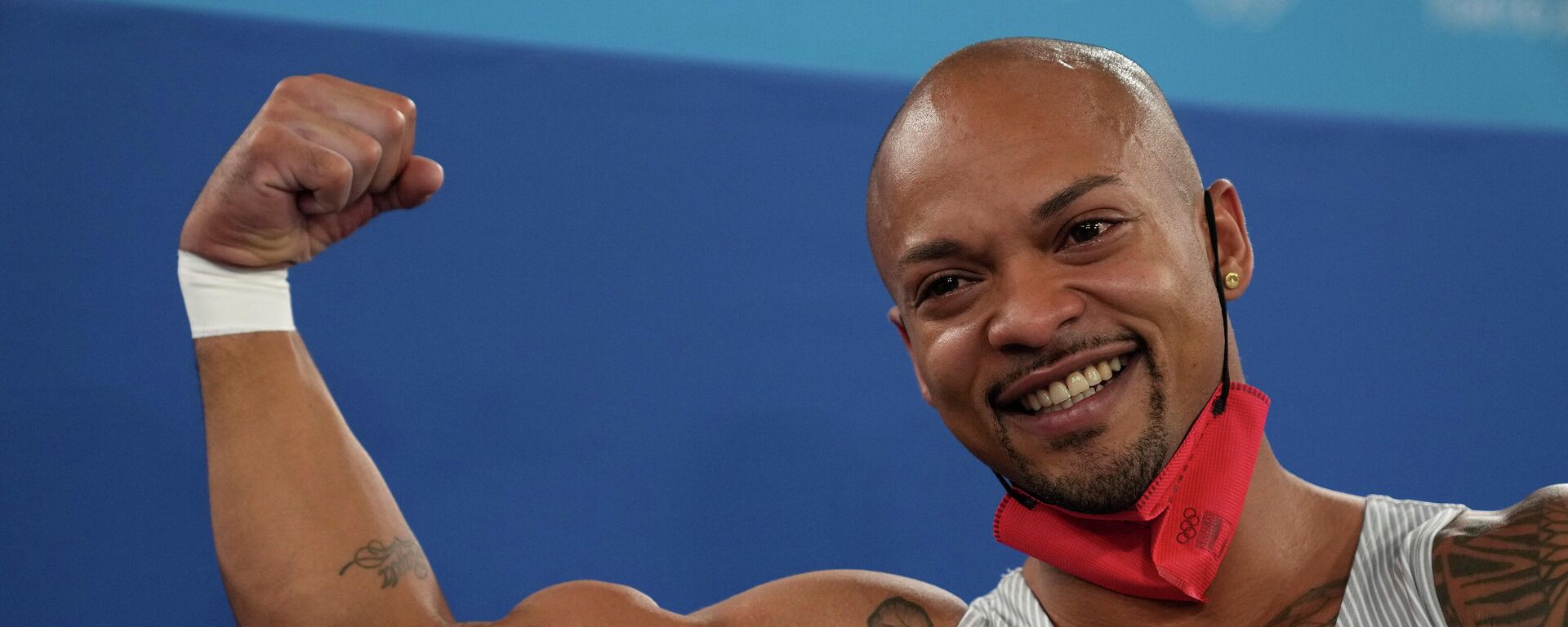 Rayderley Zapata, gimnasta hispano-dominicano, celebra su medalla de plata en los JJOO Tokio 2020, el 1 de agosto, Tokio - Sputnik Mundo, 1920, 01.08.2021