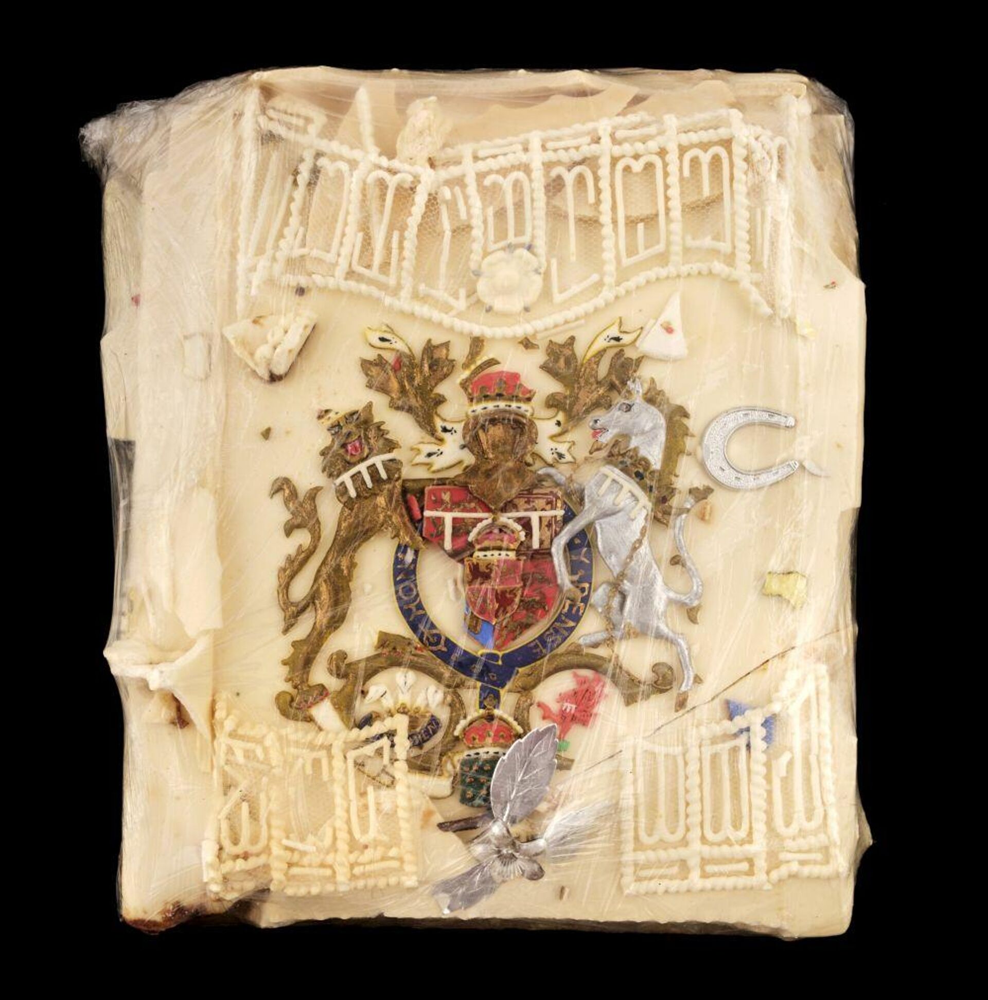 La rebanada de la tarta nupcial de Lady Di y el príncipe Carlos - Sputnik Mundo, 1920, 01.08.2021