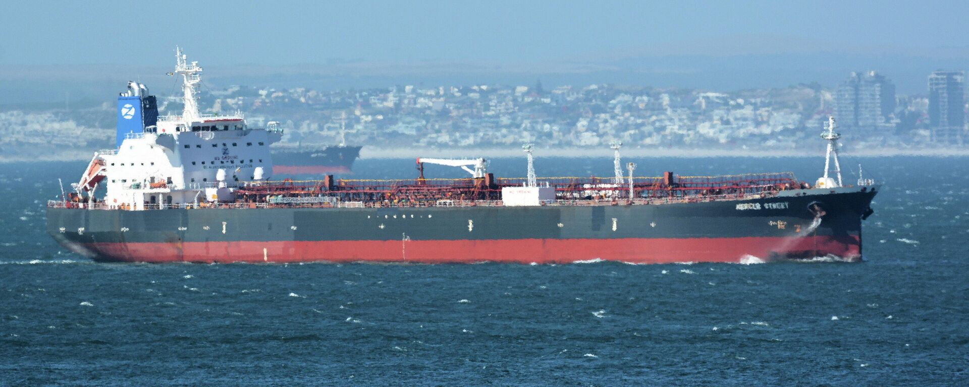 El petrolero Mercer Street - Sputnik Mundo, 1920, 02.08.2021