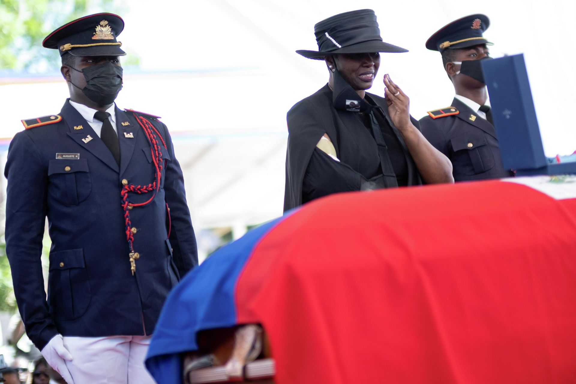 La ex primera dama de Haití, Martine Moise, durante el funeral de su esposo, Jovenel Moise - Sputnik Mundo, 1920, 03.08.2021