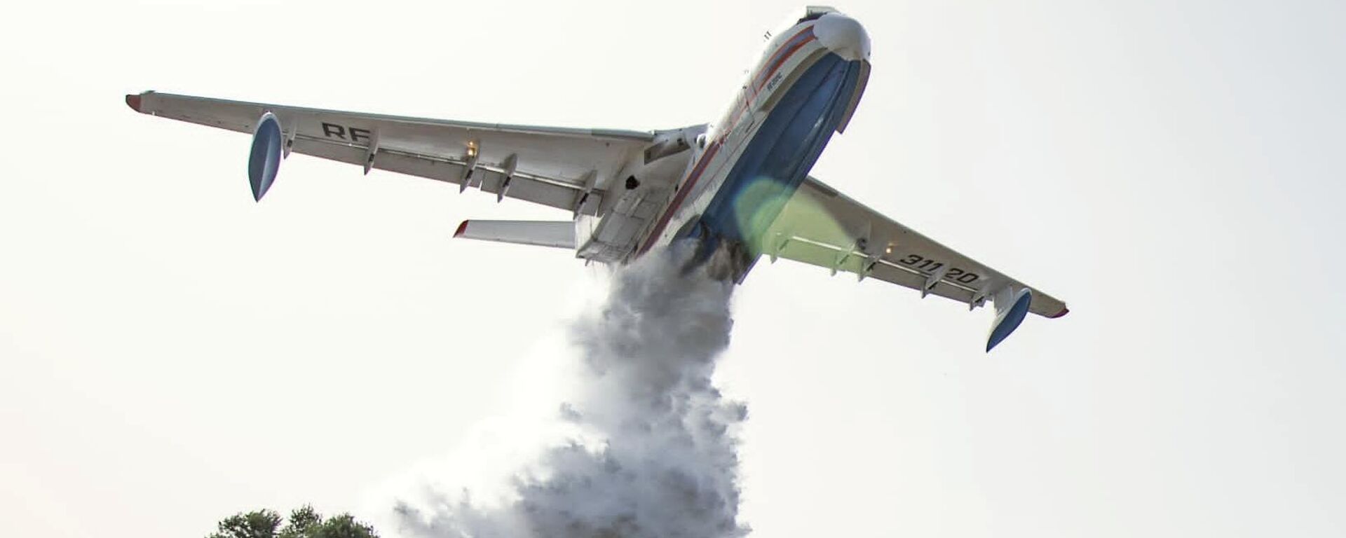 Un hidroavión Beriev Be-200 - Sputnik Mundo, 1920, 10.02.2023
