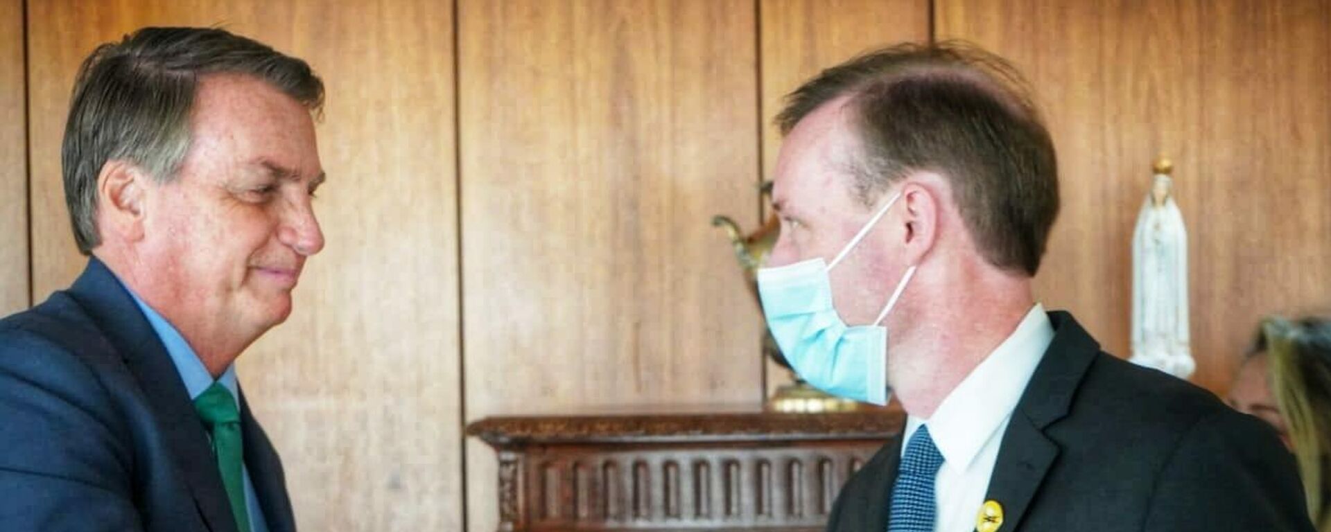 El presidente de Brasil, Jair Bolsonaro, junto al consejero de Seguridad del Gobierno de EEUU, Jake Sullivan - Sputnik Mundo, 1920, 05.08.2021